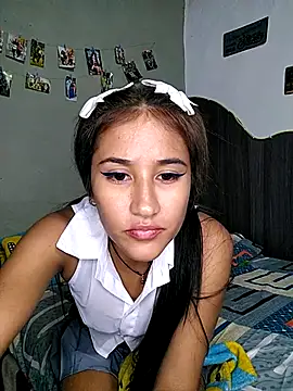 Онлайн чат XXX Little_Naughty_Nicole