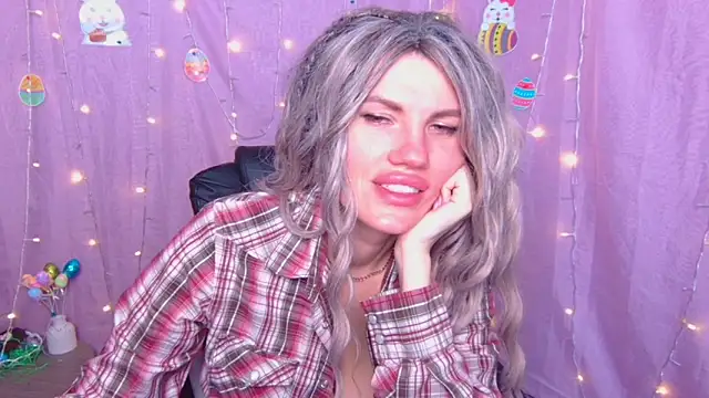 แชท XXX สดของ MilaLoona