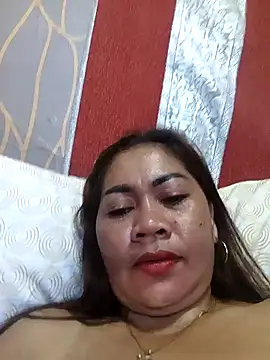 Chat XXX ao vivo de SweetChubbyMommy_02