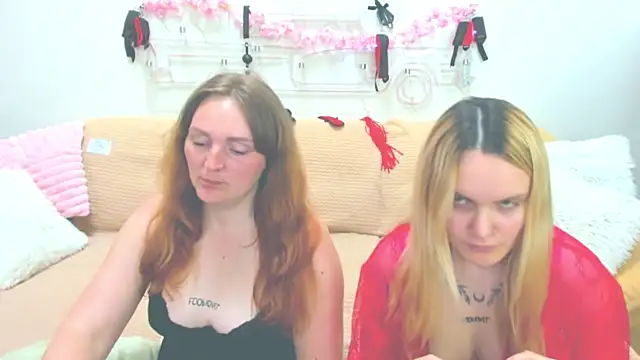 Chat XXX ao vivo de MagicEyess