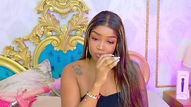 Chatroom XXX en direct de SalomeRestrepo