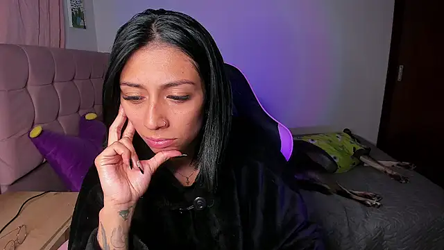 Bellacatx's Live XXX Chat