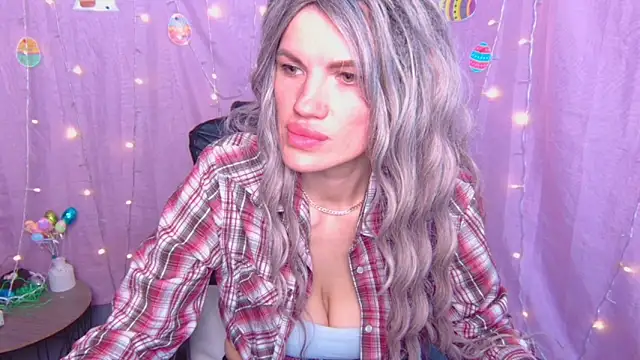 دردشة MilaLoona الجنسية المباشرة