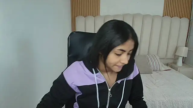 Chat +18 de shaneelle ao vivo