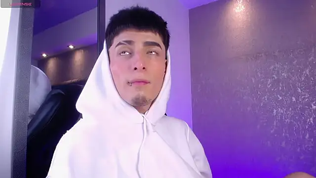 دردشة MateoMitchell الجنسية المباشرة