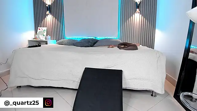 Zafiiraa Chat XXX in diretta