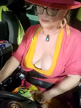 Онлайн чат XXX Hot-Muci