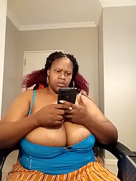 bustylisa1983 라이브 XXX 채팅