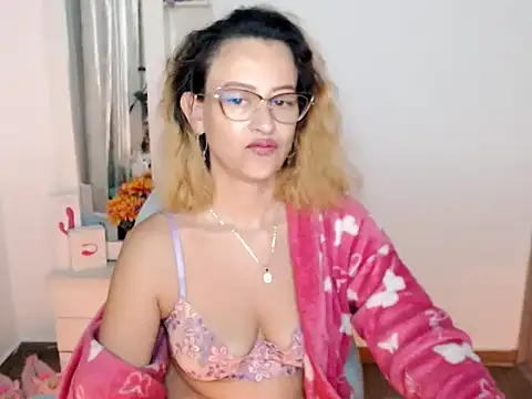 BOREAL_MOONn Live XXX chat