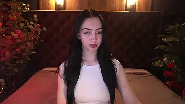 Chat +18 de WildKittenX_ ao vivo