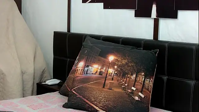 FreeMyFire: онлайн-секс-чат