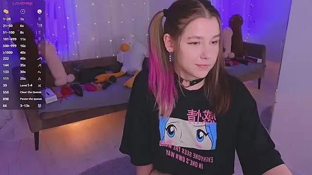 Mira_Falls Chat XXX live