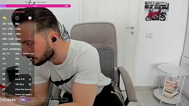 ZackFraser 即時 XXX 聊天