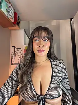 AsianMilfSheryl's Live XXX Chat