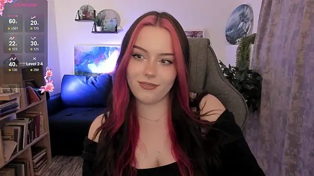 แชท XXX สดของ CoraMiel