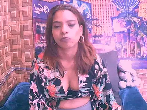 แชท XXX สดของ IndianSexyAss