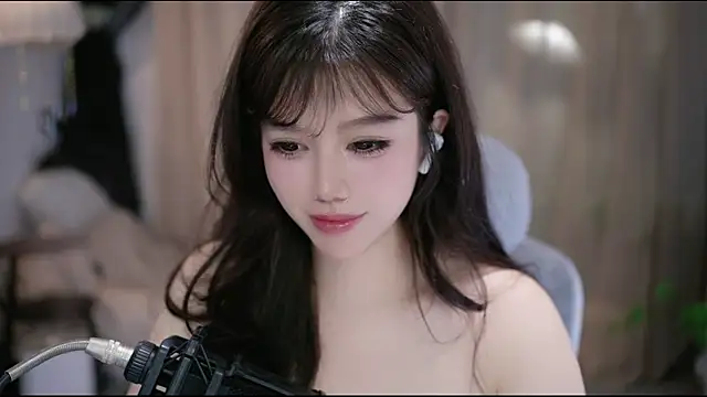 Cecily: онлайн-секс-чат