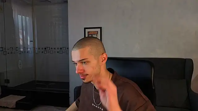 Chat XXX ao vivo de KaydenDrew