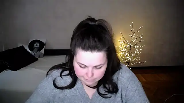 Emily_Mon Live XXX chat