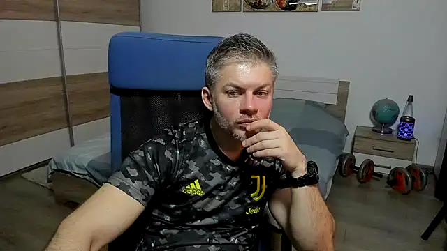 RobbyShawz 网络视讯表演