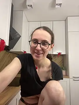 MartiniiSelenna 现场XXX聊天