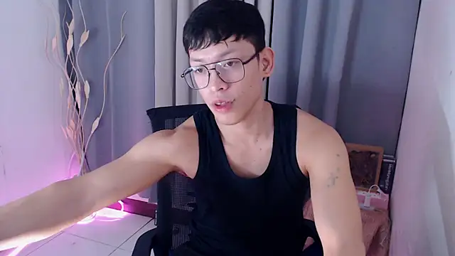 pinkcock_froi2305 Pertunjukan Webcam