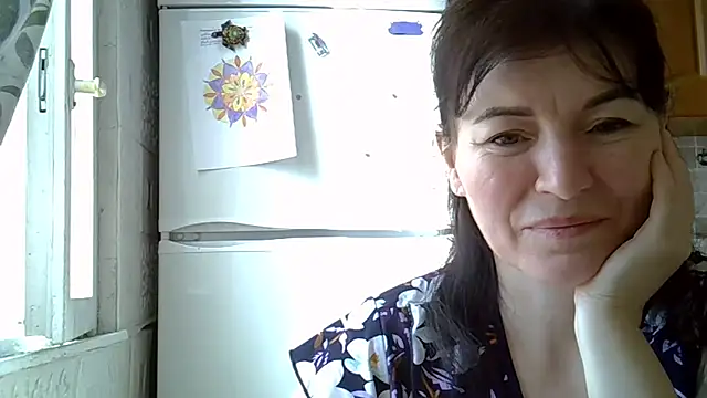 Krystal_82 即時 XXX 聊天