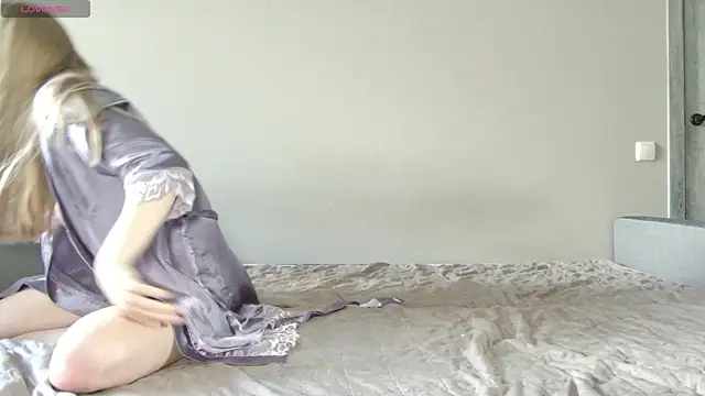 Chat +18 de JuiliOnesunray ao vivo