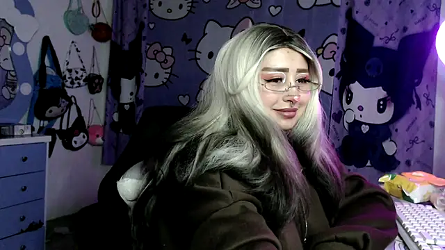 lussyevans24's Live XXX Chat