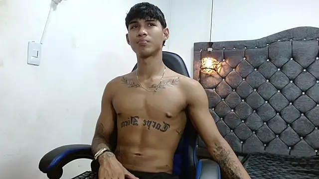 Živý XXX chat luka_big18