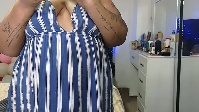 charlotte_077のライブXXXチャット