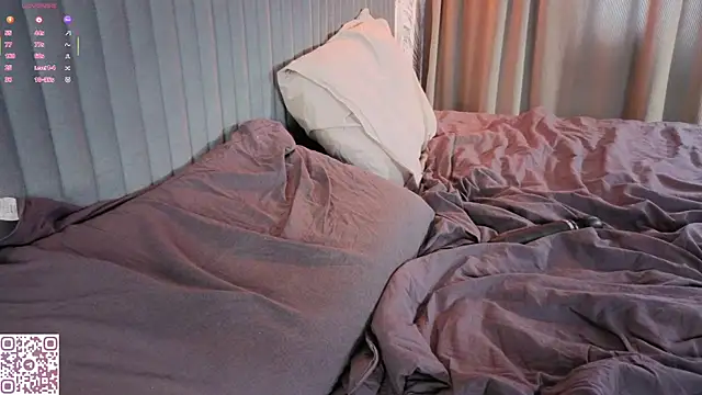 Chat +18 de ElvinaRose ao vivo