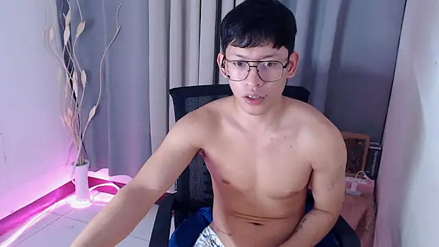 Webkamerová show pinkcock_froi2305