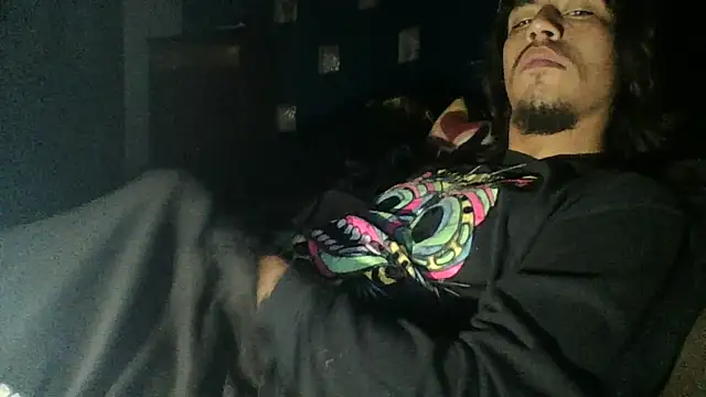 AlexAlejandro13 即時 XXX 聊天