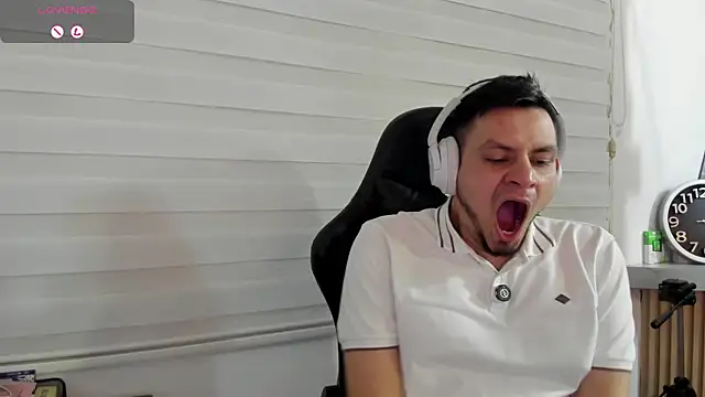 Rick_Adams Adlı Modelin Web Kamerası Şovu