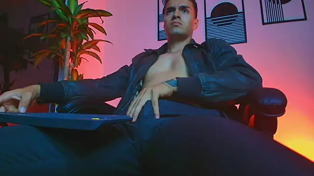 Онлайн чат XXX ALPHA_DOMINUS_