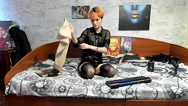 Chat +18 de KagamiTayga ao vivo