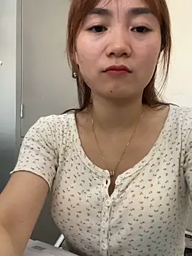 Bana-gibee's Live XXX Chat