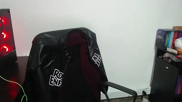 Pokazy przed kamerką – Jonh_Jodson