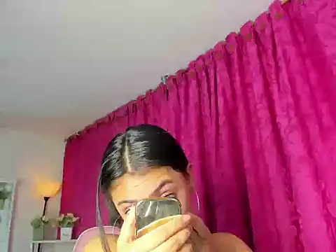 Grace_Cooper_ élő XXX-chatje