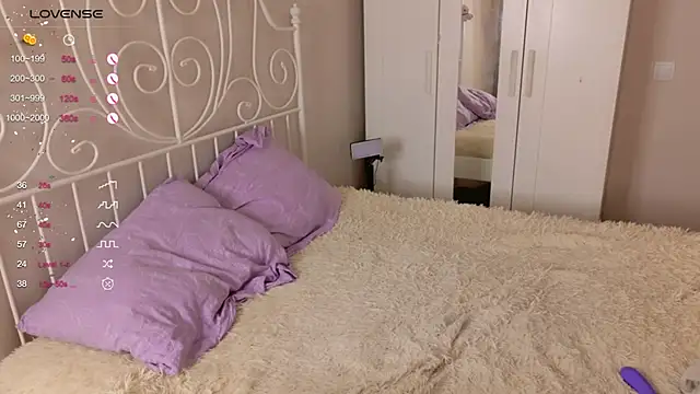 lilMelaniloveisn Live XXX chat