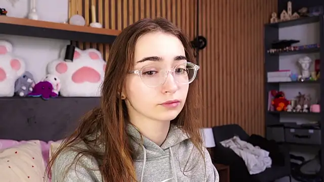 Czat XXX na żywo – PollyBeev