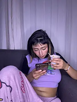 Chatroom XXX en direct de baby_akuma