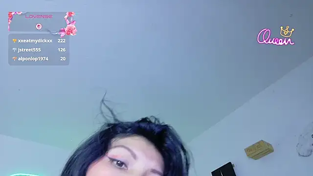 Sweet_baby_hellen élő XXX-chatje