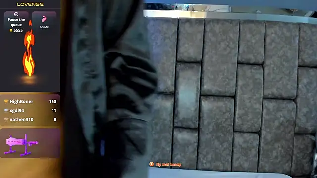 Foxy_Assh_n Live XXX chat