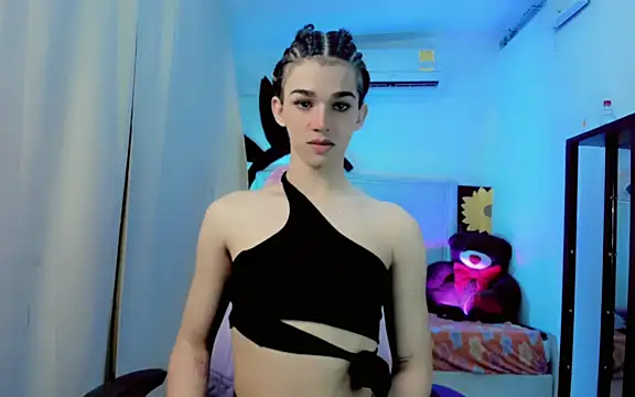 Sophiaa_doll_ Webcamshow