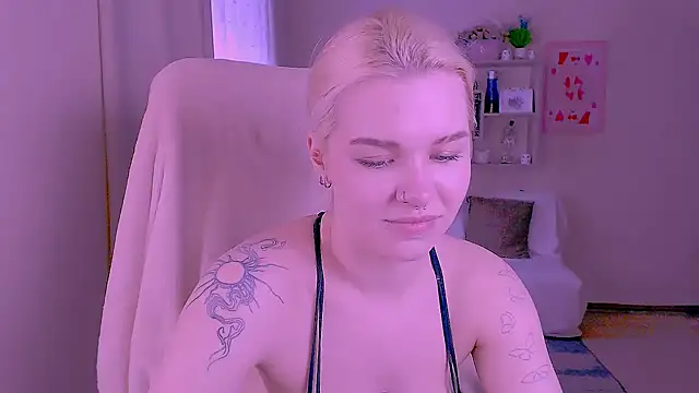 แชท XXX สดของ Hot_Blonda