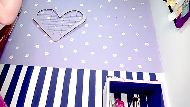 Chat XXX Live PetiteIvoryQueen19