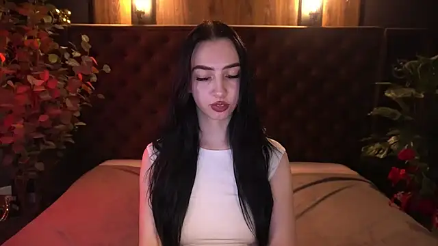 WildKittenX_のライブXXXチャット