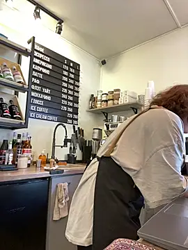 cinnabon_ Adlı Modelin Canlı XXX Sohbeti